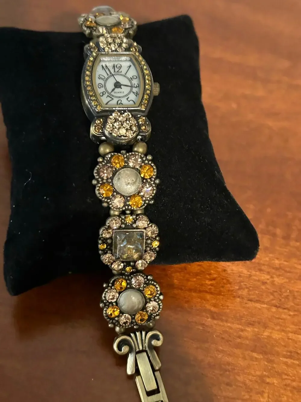 Vintage Floral Gem Quartz Watch - Treasured Times $15.00 Collection Multicolor